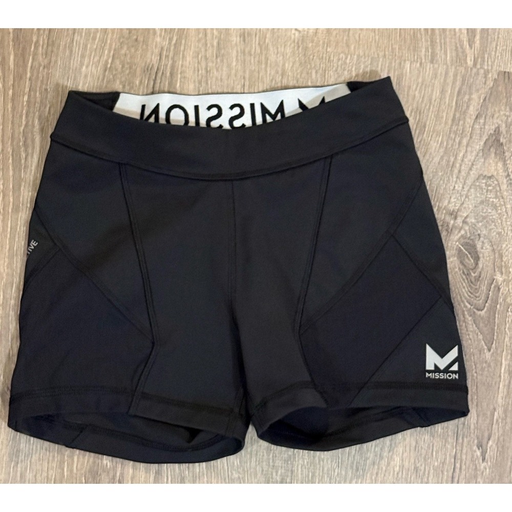 Mission Compression Fit Women's Short Size XS